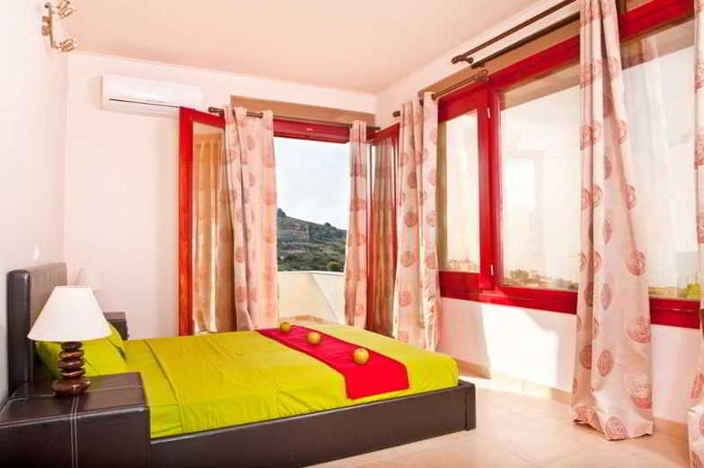Spilia Bay Villas