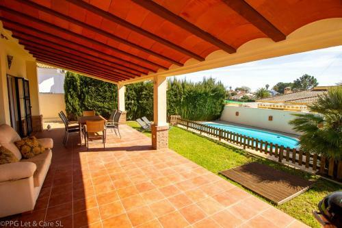 Dra001 Chalet Con Piscina Privada Y Jardin