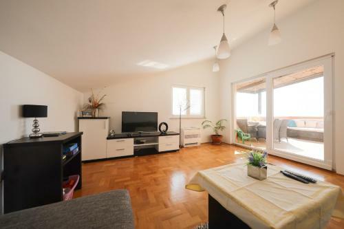 Apartments Ana