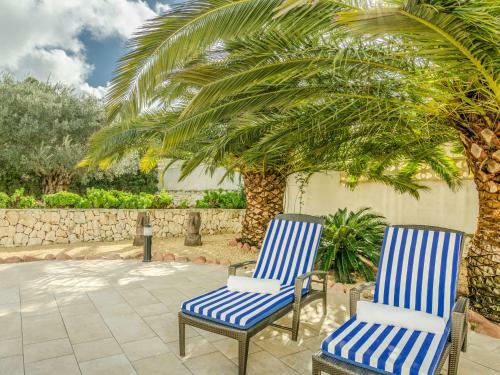 Gorgeous Villa With Private Pool And Near Golf Course And Beach
