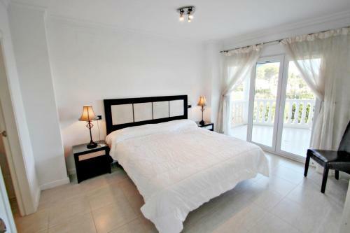 Hayley - Modern Apartment With Sea View In Benissa
