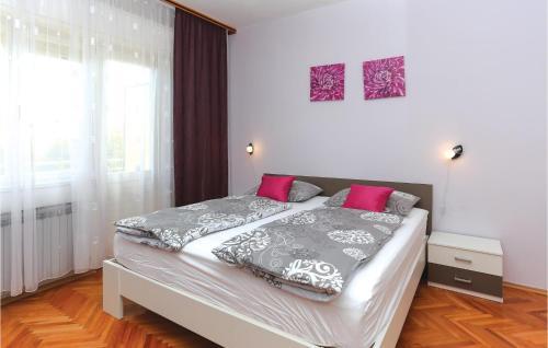 Apartment Kastel Stari 20