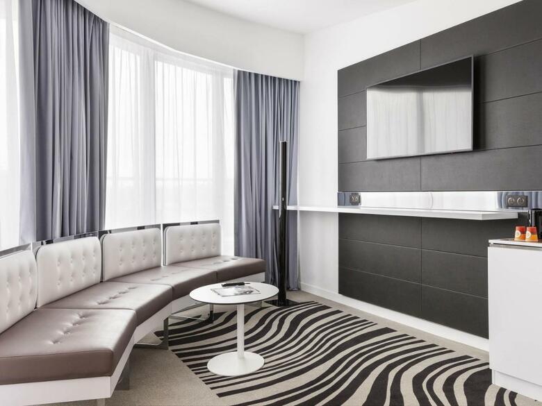 Hotel Novotel Tours Centre Gare