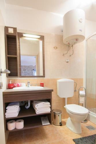 Apartment Borgo 8