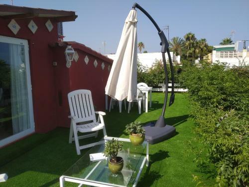 Apartamento Con Terraza Y Vistas Al Mar