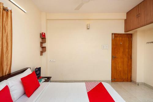 Hotel Oyo Flagship 37659 Whiteglow Service Apartments