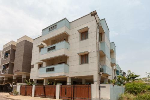 Hotel Oyo Flagship 37659 Whiteglow Service Apartments