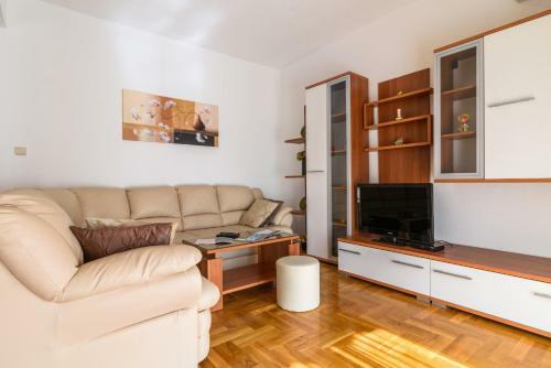 Apartments Neve