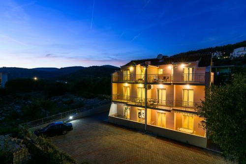 Apartments Neve