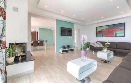 Holiday Home Vicani IV