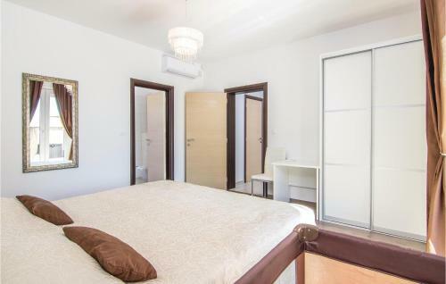 Holiday Home Vicani IV