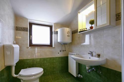 Hostal Apartments Alice