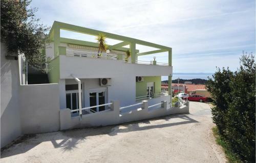 Holiday Home Put Zuke I