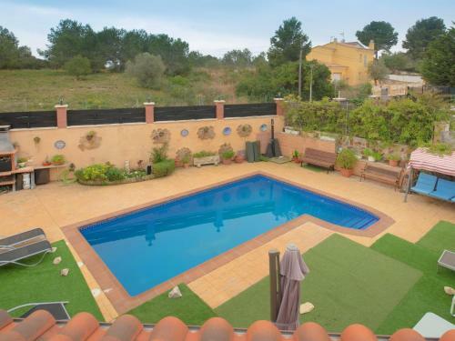 R58 Villa Arrabal Con Piscina Y Gran Patio