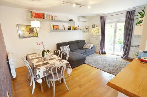 Apartments Mirta