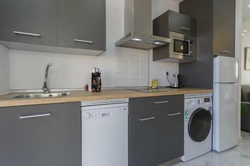 Apartamentos La Brujula By Cadizrentals