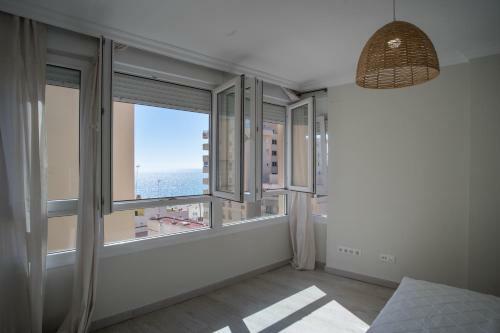 Playa Victoria Deluxe Apartment