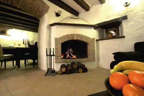 Hostal Traditional Stone House Kotli