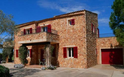 Lovely 4-bed House Close To Campos