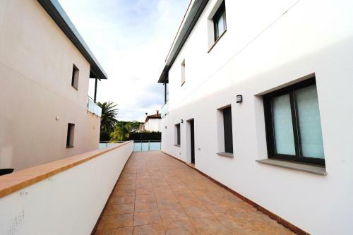 Villa Moderna Con Piscina Individual