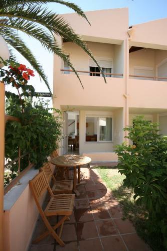 Elma's Dream Apartments & Villas