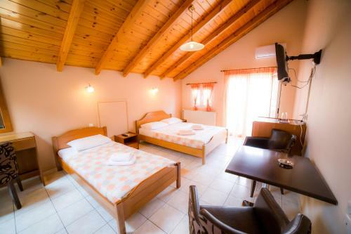 Hotel Tsironis Rooms