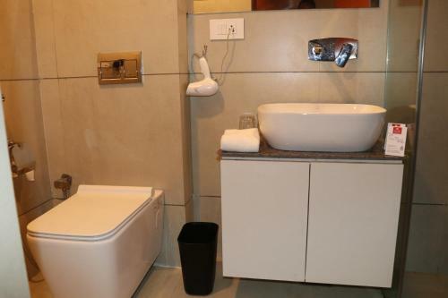Hotel Sk Lords Eco Inn Ahmedabad