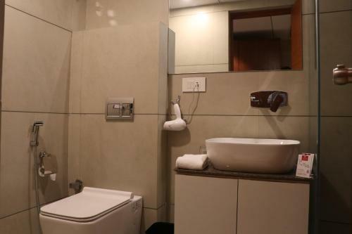 Hotel Sk Lords Eco Inn Ahmedabad