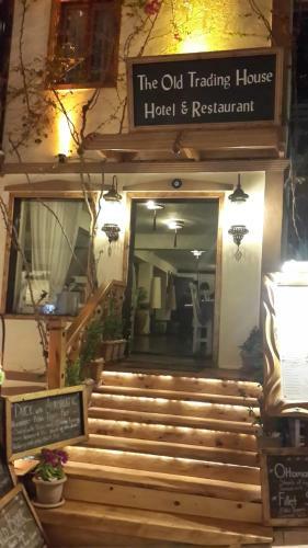 Hostal The Old Trading House