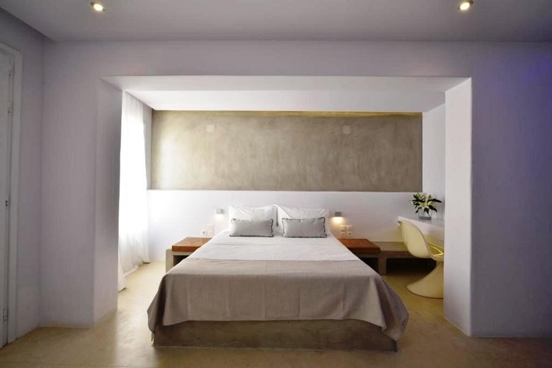 En Lefko Prive Suites Hotel