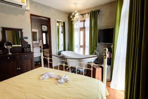 Hotel Roomquest Rimrabeang And Suite