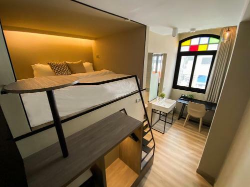 Hotel St Signature Jalan Besar (7 Hours: 9am-4pm)