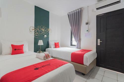 Hotel Reddoorz At Sani Guest House