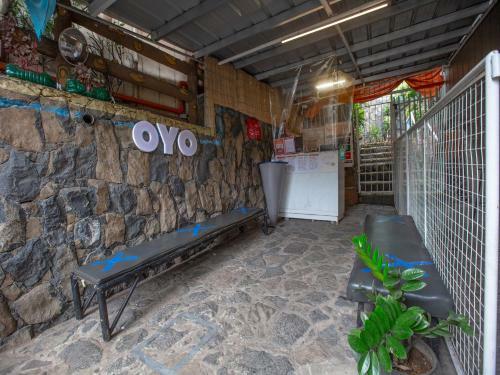 Hotel Vaccinated Staff - Oyo 588 Sunrock Resort