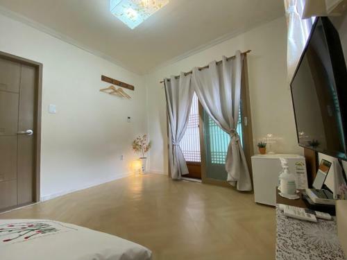 Hostal Pungnam House