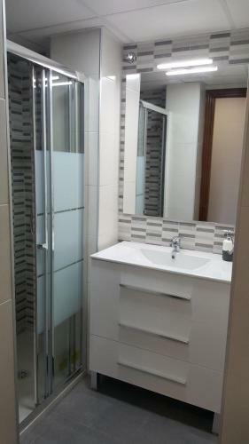 Apartamento Entre Patios Valladares