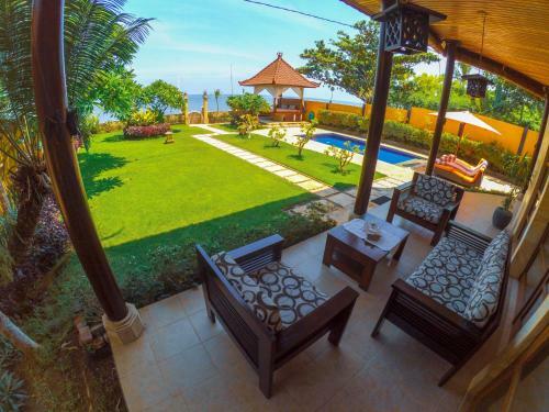Ocean Beachfront Villa Dini