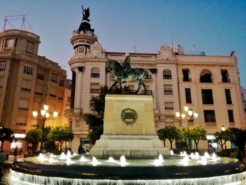Hostal Apartamento El Duque - Plaza de Las Tendillas