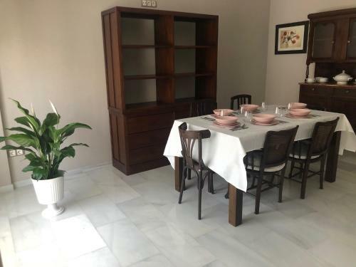Apartamento A 70 M. De La Juderia