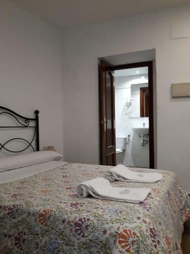 Hostal Pension Cibeles 12
