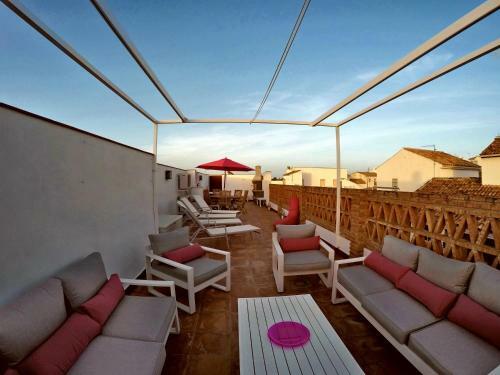 Stunning 4-bed Roman Villa Spain's Golden Triangle