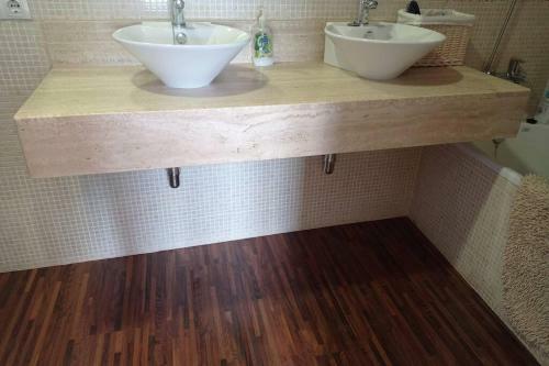 Apartamento �tico Dos Dormitorios En El Centro de C�rdoba