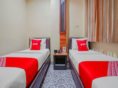 Oyo 90064 Hotel Salon Fora & Cafe
