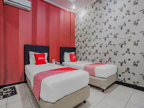 Oyo 90064 Hotel Salon Fora & Cafe
