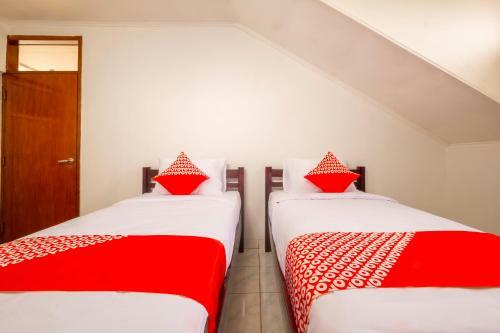 Hotel Vaccinated Staff - Oyo 2265 Bunga Bakung Residence