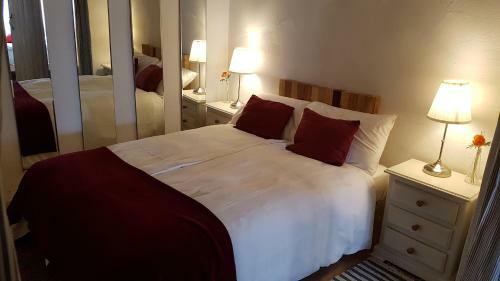 Cortes De La Frontera Townhouse