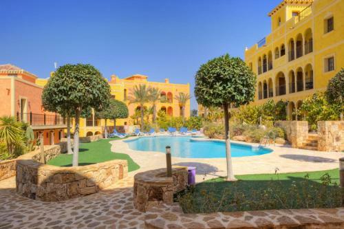 Elegante D�plex En Desert Springs Golf Resort