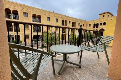 Elegante D�plex En Desert Springs Golf Resort