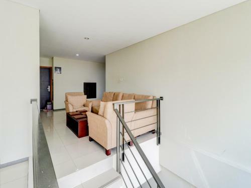 Hotel Oyo 90563 Socialite Dago Asri
