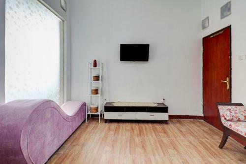 Hotel Oyo 90712 Wisma Acidalia